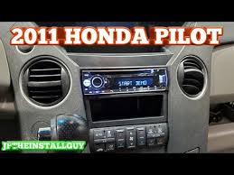 How does the chevrolet trailblazer compare to the honda pilot? Radio Dash Navicode Honda 11 2021