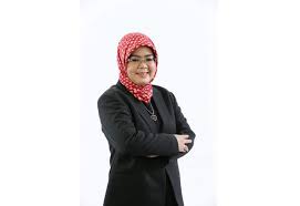 Sebab, mereka adalah orang yang bisa menjadi penggerak dan katalisator untuk mengajak masyarakat membangun ekonomi umat, tuturnya. Munifah Syanwani Peluang Ekonomi Syariah Kala Pandemi