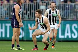 A lot of booing going on. Josh Thomas Celebrates His Goal For Collingwood Against Fremantle Abc News Australian Broadcasting Corporation