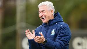 Grêmio movimenta mercado e pode dar chapéu no Inter por jovem