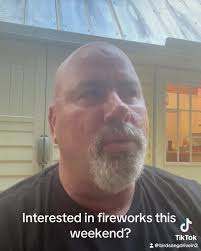 Is it worth driving to Tennessee for fireworks compared to prices in  Somerset, Kentucky?