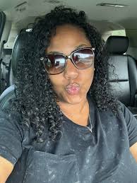 Jus introducing myself 35 Frm Charlotte 🌈 ima cancer