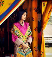 Von weniger als 3,20 dollar lebten 1821 millionen menschen (1,82 mrd. Instagram Photo By Her Majesty Queen Jetsun Pema Dec 2 2015 At 1 06pm Utc Bhutan King Royal Brides Bhutan
