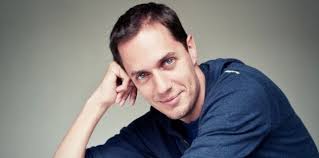 Retrouvez toutes les infos sur grand corps malade avec voici.fr ! Grand Corps Malade S Biography And Facts Popnable