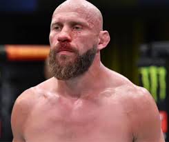 UFC legend Donald Cerrone says he plans to come out of retirement: “I want  to go back and get two more fights. When I retired, I told you I was  getting my