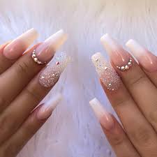 Babyboomer Nails Ombre Pink To White French Tips W Glitter Accent Nail Rhineston Ongles Paillettes Decoratives Manucure Francaise Paillettes Ongles Strass
