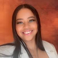 600+ "Karla M." profiles