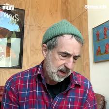 Can all animals we keep as pets experience a high quality of life? Sandra  Bernhard talks with filmmaker and conservationist Eric Goode 🦎 Hear the  full interview