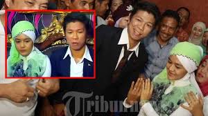 Hal tersebut bermula saat ditampilkannya sebuah foto. Fakta Menarik Dari Caca Mantan Istri Andika Kangen Band Yang Terjerat Kasus Narkoba