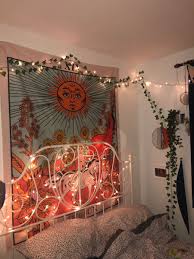 Home tips home ideas home decorating ideas diy home decor home organized organization ideas for the home because pinterest doesn't actually tell you everything. Pin By Lisa On Room Indie Room Decor Room Makeover Inspiration Wall Tapestry Bedroom