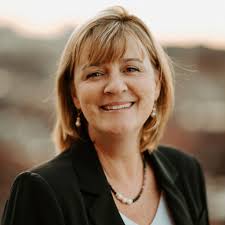 Carolyn Livingstone — Ross & Company