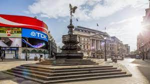 But behind the now iconic, almost hackneyed, sculpture is a history of controversy, hooliganism, errors and ruined careers. The Statue Of Eros Historischer Schauplatz Historisches Gebaude Visitlondon Com