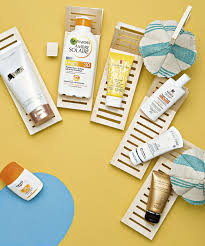 o love that the most effective sunscreens clockwise from top left la mer the reparative body sun loti elizabeth arden eight hour cream sun lotion eucerin