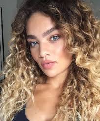 If you have black or brown hair, it's easy to achieve a flawless ombré—the hard part is choosing which ombré style to go for. Ombre Hair On Curly Hair Free Shipping Off77 Id 95