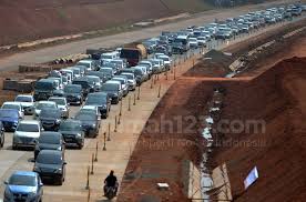 Rab jalan rabat beton anggaran dana desa. Pemudik Boleh Buka Puasa Di Bahu Jalan Tol Tapi Ada Syaratnya Lho Rumah123 Com