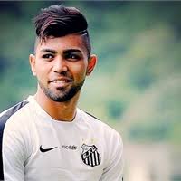 O uruguaio arrascaeta decidiu aproveitar a folga após o título do campeonato carioca para registro feito por mototaxista de arrascaeta na garupa da moto para conhecer a rocinha. Fanfics De Gabriel Gabigol Barbosa Almeida Sem O Personagem Gabriel Gabigol Barbosa Spirit Fanfics E Historias