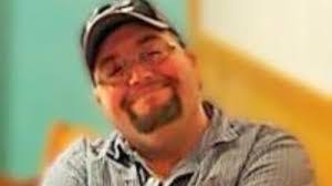 Derrick Draper's Instagram, Twitter & Facebook