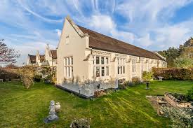 3 Bedroom Country House For Sale In Worcester