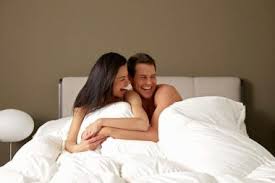 هكذا تمهدين لليلة لا تنسى في احضان زوجك مجلة الجميلة