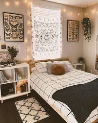 99 Best Creative Minimalist Apartment Decoration Ideas 2020 Cozy Small Bedrooms Cozy Dorm Room Small Bedroom Decor