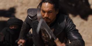 When commander tung meets with mulan, he tells her that he knew zhou, mulan's father. Mulan S Jason Scott Lee Admits The Original Looks For His Villain Were Outlandish Cinemablend