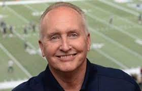 After 3 decades and dozens of huge stories, KIRO's lead anchor Steve Raible  is bowing out