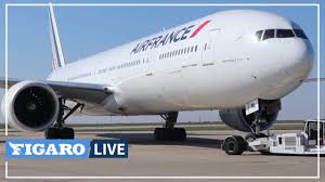Dans une interview sur france 24. Des Volontaires D Air France Preparent Un Vol De Rapatriement Youtube