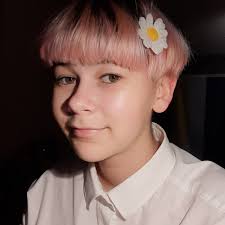 Daisy Hair Clip: Felt Flower Hair Accessory