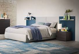 Il letto è l'elemento principe di una camera, ma l'accessorio giusto può trasformarlo in un re! Idee Testiera Boiserie Per Un Letto Su Misura Diotti Com