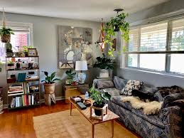 Our large selection, expert advice, and excellent prices will help you find stationary living room groups that fit your style and budget. Tiny Living Room In Memphis Tn Amateurroomporn