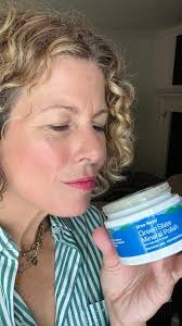 Take it from @ursamajoremily, our new Green Slate Mineral Polish is  "absolutely off-the-charts amazing." 💚