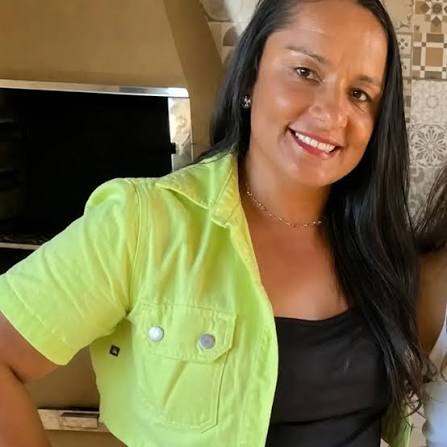 🚨 MULHER MORRE APÓS CACHECOL PRENDER EM LAVADORA DE CAFÉ EM ELÓI MENDES 🚨, Uma mulher de 45 anos morreu na manhã deste sábado (11 de julho), em um acidente de trabalho ocorrido na zona rural de Elói ...
