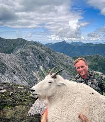 Fly-In Mountain Goat Hunt / Alaska, United States - BookYourHunt.com