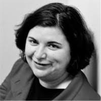 Elizabeth Topliff's Instagram, Twitter & Facebook