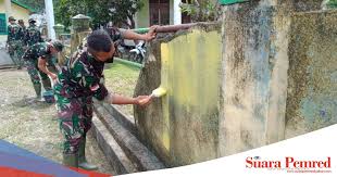 Gambar gotong royong di sekolah kartun bestkartun 11 05 2019 gambar gotong royong di sekolah kartun selamat pagi dapat berjumpa lagi bersama kita yang selalu setia buat update dan share tentang foto animasi terbaru dalam kalangan abg masa kini amat sulit untuk mengungkapkan suatu. Satgas Tmm 110 Gotong Royong Cat Sekolah Dasar Suka Ramai Suarapemredkalbar Com