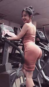 Bí quyết chọn và dùng mĩ phẩm, cách trang điểm, trị mụn. Angela PhÆ°Æ¡ng Trinh Tung Clip Táº­p Gym Khoe Vong 3 Máº·c Bá»‹ Má»‰a 2sao