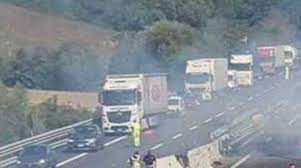 Sull'autostrada a4, nel tratto sesto san giovanni e cormano, un motociclista di 55 anni è. Firenze Maxi Incidente Sull Autostrada A1 9 Auto Coinvolte Cronaca Lanazione It