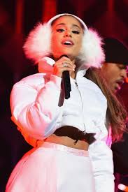 Last Christmas I Gave You My Heart Ariana Grande Pin On Fame