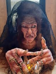 Sculpted woman from super sculpey tells fortunes