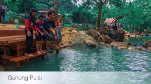 Mahasiswa berkumpul tiba di kaki bukit gunung pulai, johor. Mandi Manda Di Air Terjun Gunung Pulai Youtube