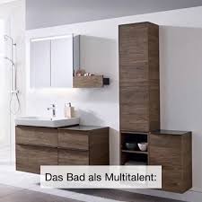 Ein Bad Fur Alle Falle Bringt Mehr Zeit Furs Wesentliche Video In 2020 Bad Familienbad Schrank Regale