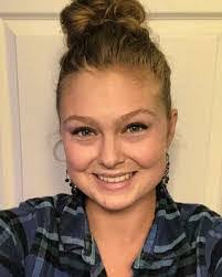 Lindsey Ginn's Instagram, Twitter & Facebook