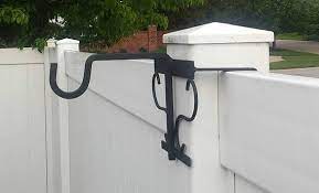 Vinyl fence post flower hangers. Plant Bird Feeder Hangar For Vinyl Privacy Fence Post Vinyl Privacy Fence Vinyl Fence Decorating Ideas Vinyl Railing