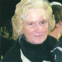 Evelene Holt Young Obituary