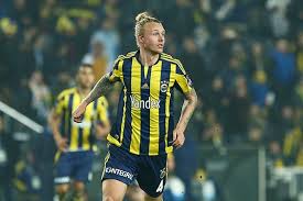 Cocu'nun da stoper arayışında olduğu ve kjaer'i izletmeye başladığı iddia edildi. Simon Kjaer Tek Hedef Noktamiz Galibiyet Fenerbahce Spor Kulubu