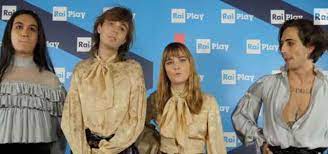 Troppe notti stavo chiuso fuori Testo Completo Zitti E Buoni Maneskin Un Rock Schietto E Senza Filtri