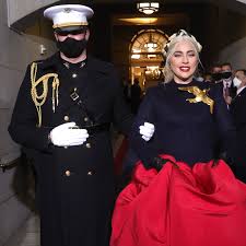 Lady gaga sang the national anthem at president joe biden's inauguration on wednesday, and neither her voice nor her outfit disappointed. Lady Gaga Sang The National Anthem In A Look From An American Couturier Vogue