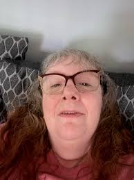 69 yr old nice Jewish girl , Fort Lauderdale area .Picture taken 5/25. ❤️