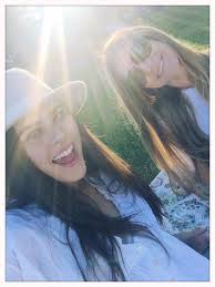 Mama Be Holding It Together