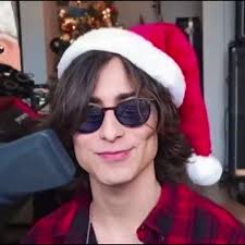Santa Tell Me || Aidan Gallagher Christmas Edition || Part 1